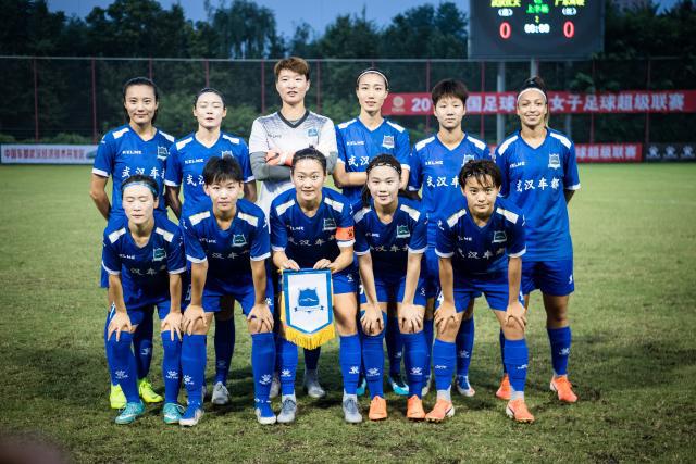 意甲-弗拉霍维奇伊尔迪兹破门 尤文2-1弗罗西诺内