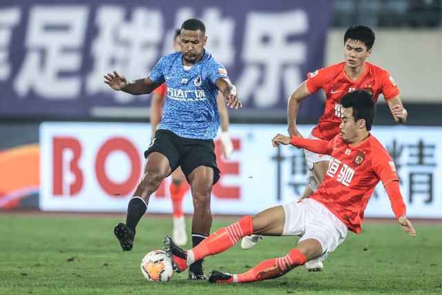 美国男篮大胜波多黎各 小组赛3战全胜晋级八强