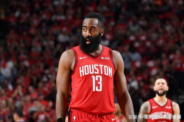 郑薇留在现场侦查决赛对手 日本23分大胜韩国